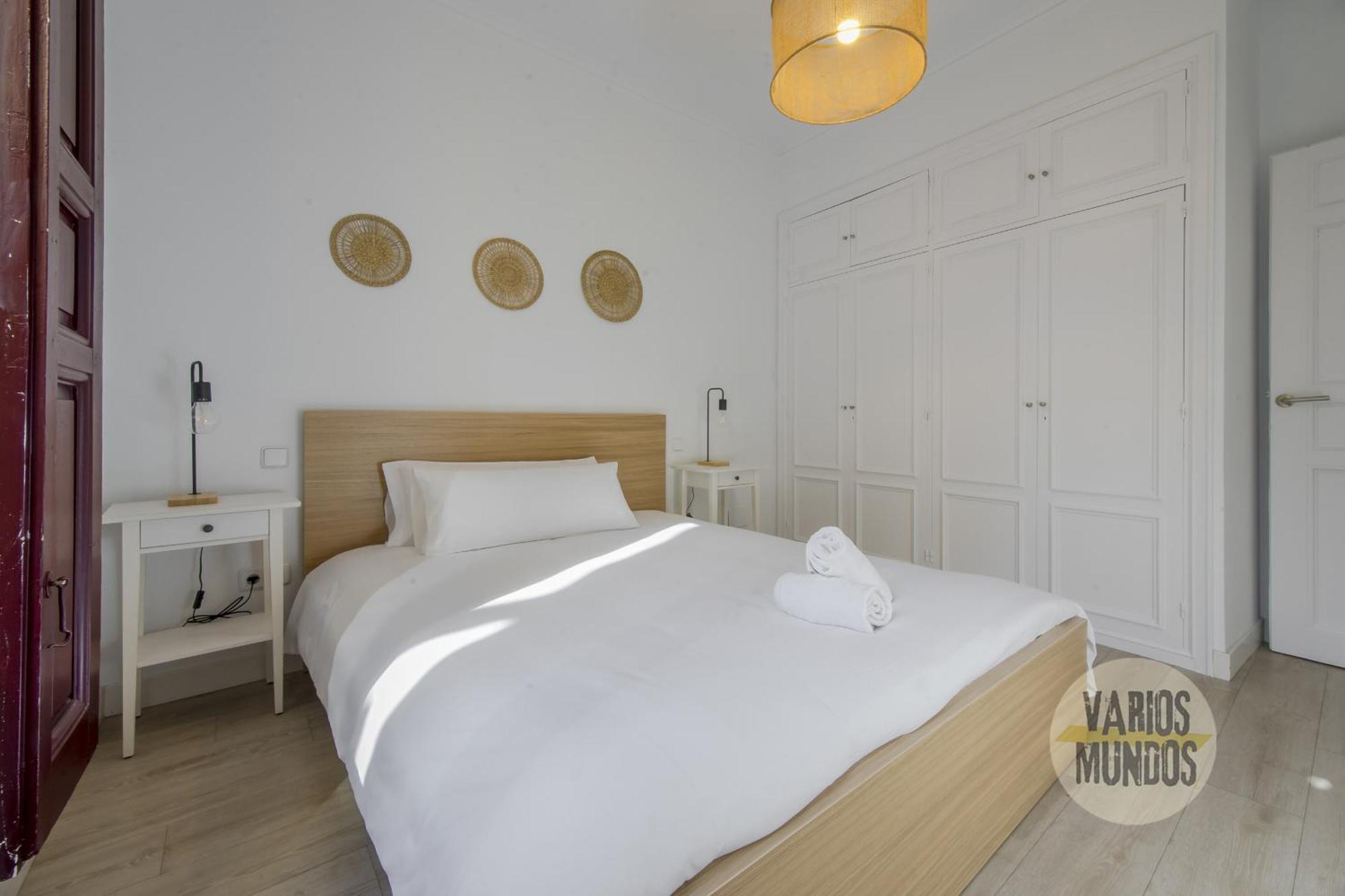 Elegant Apt Para 4Pax En Las Letras-Cortes Madrid Kültér fotó