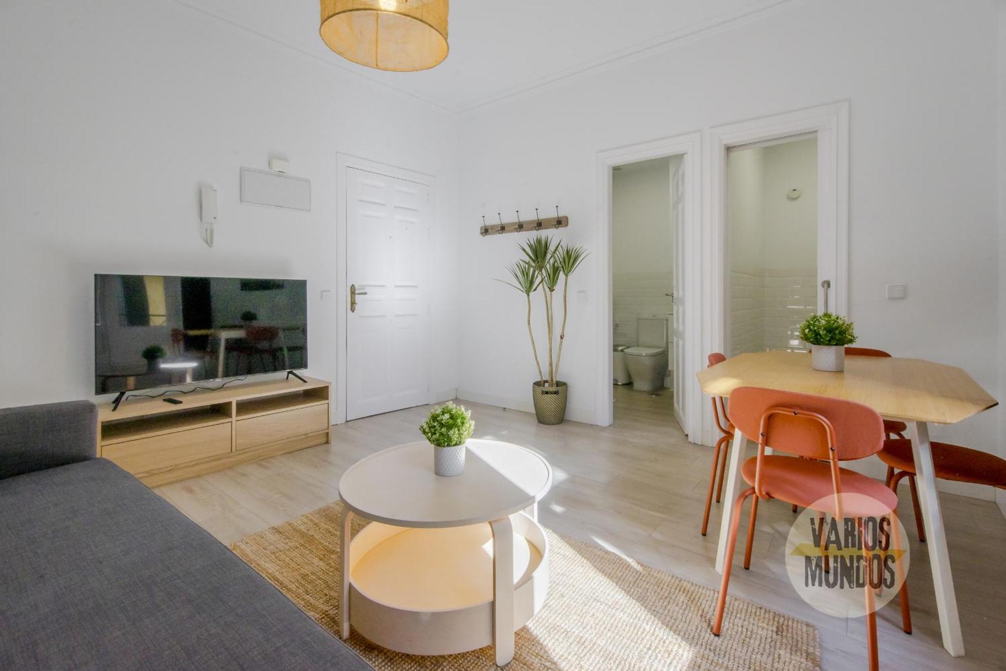 Elegant Apt Para 4Pax En Las Letras-Cortes Madrid Kültér fotó
